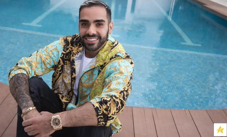 شغل این آقازاده در ایران چه بود؟